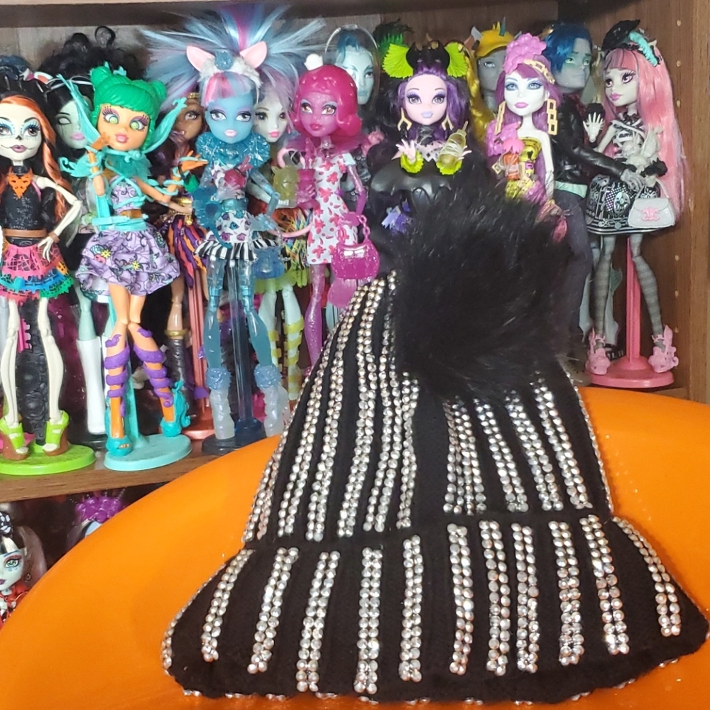 SILVER STUDDED RHINESTONE HAT - Picture 7 of 16